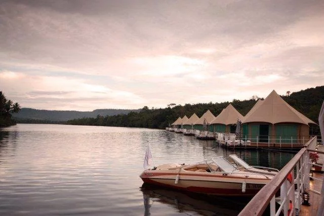 Complimentary activities include kayaking and fishing from your deck