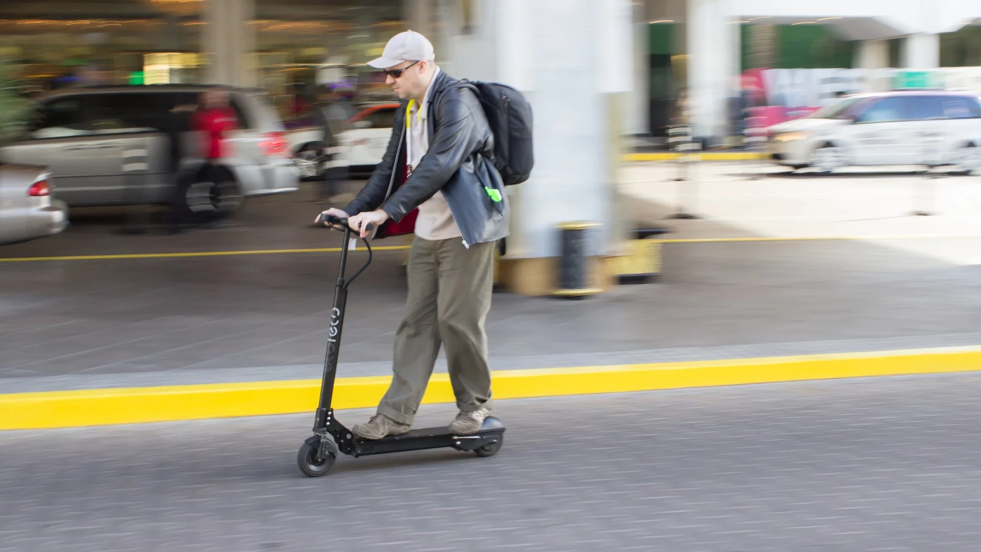 The e-scooter can reach speeds up to 20 mph, but unless you have significant straightaways, 15-16 mph is likely all you'll need