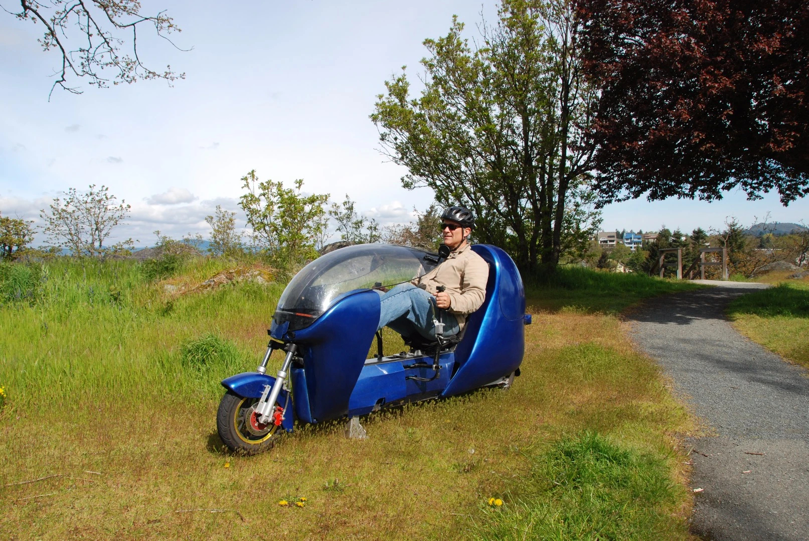Plans call for the Electrom to be sold as a partially-assembled kit