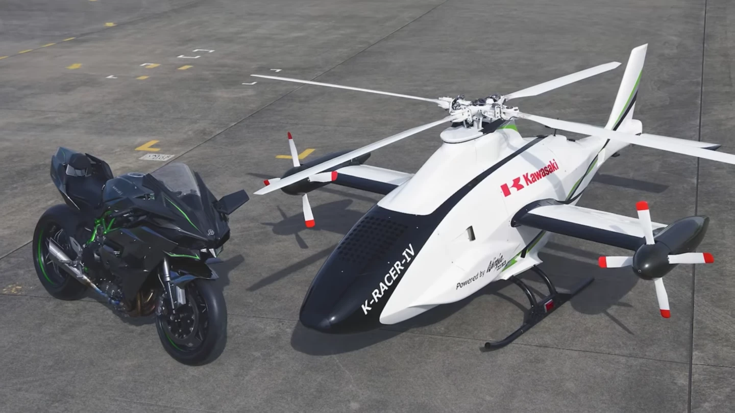 The 300-horsepower H2R donates its supercharged 1,000 cc four-cylinder engine to the K-Racer