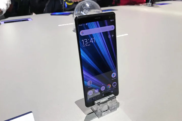 The 6-inch OLED screen is the star of the new Sony Xperia XZ3