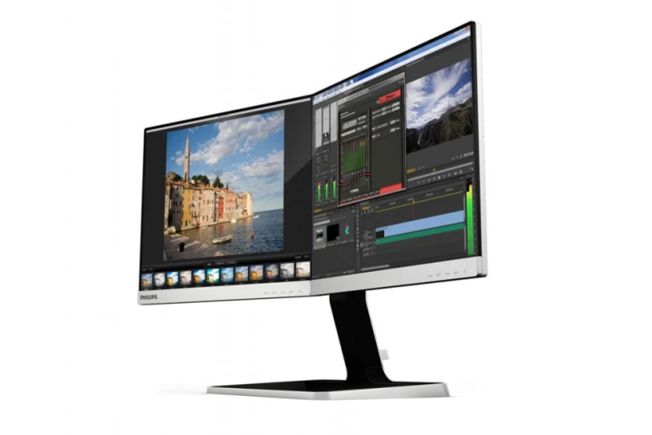 Philips Two-in-One display combines two 19-inch monitors