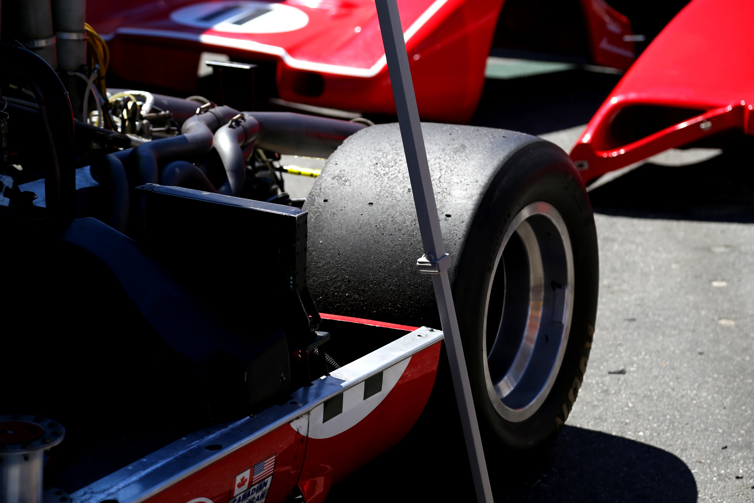 A view of the racing tires with rear body section removed (Photo: Angus MacKenzie/Gizmag.com)