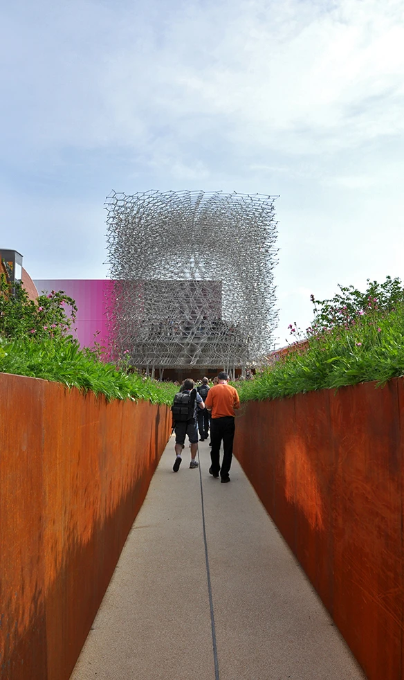 The UK Pavilion is inspired by the concept of a bee’s journey