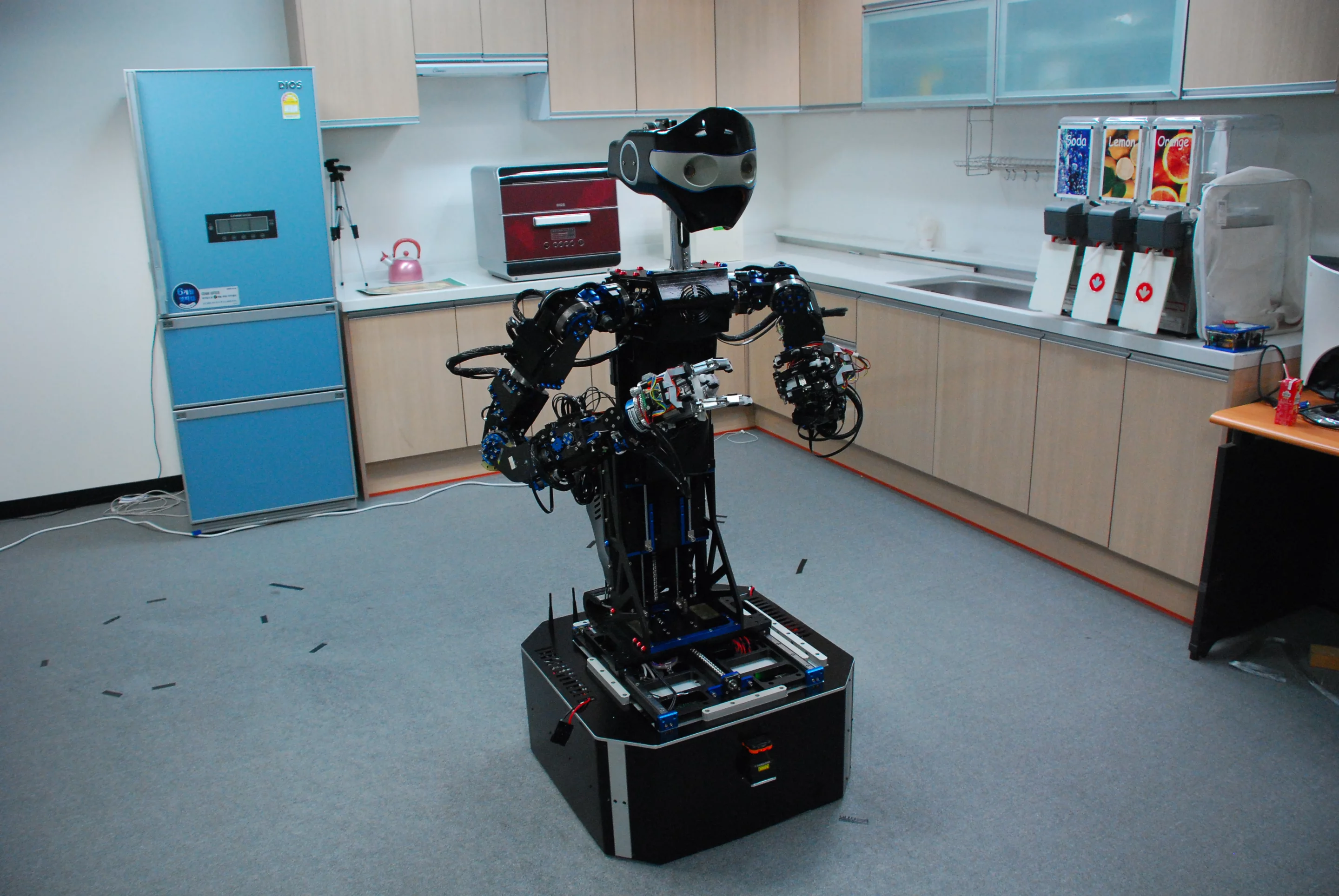 CIROS, a household robot developed at the KIST's Center for Intelligent Robotics