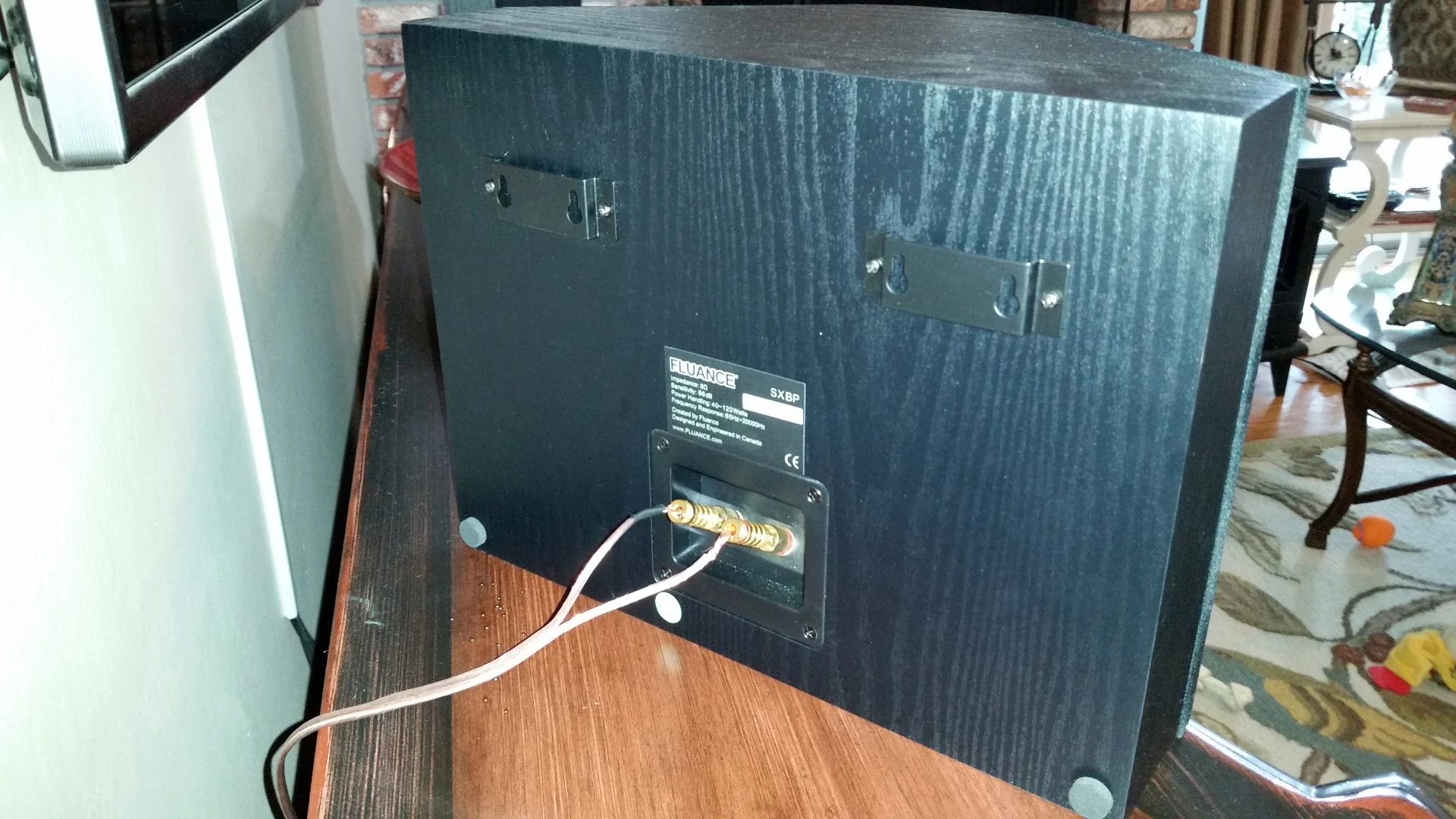 Fluance surround sound speakers feature gold-plated binding posts