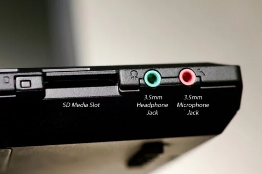 ThinkPad W700ds front side ports