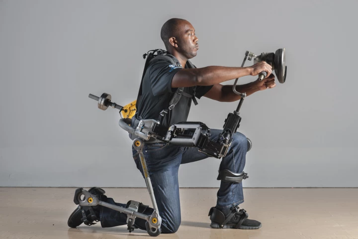 Lockheed Martin is providing the US Navy with two Fortis exoskeletons
