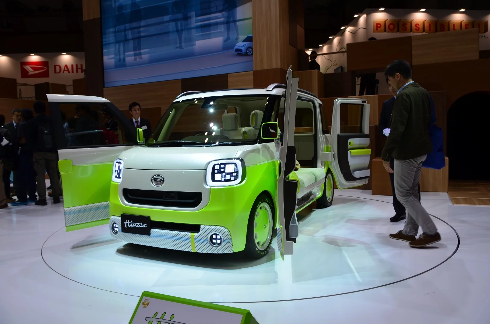 The Daihatsu Hinata opens wide on both sides for easy ingress/egress and outdoor lounging
