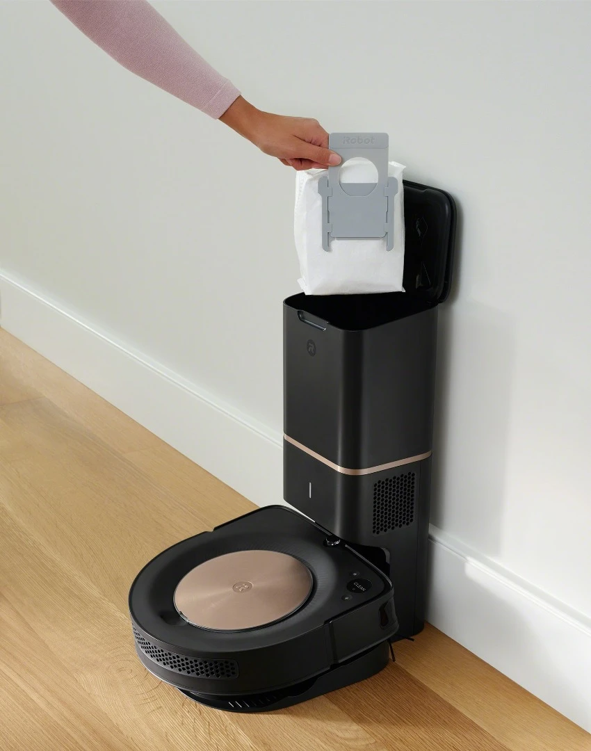The Roomba s9+ can empty its own contents