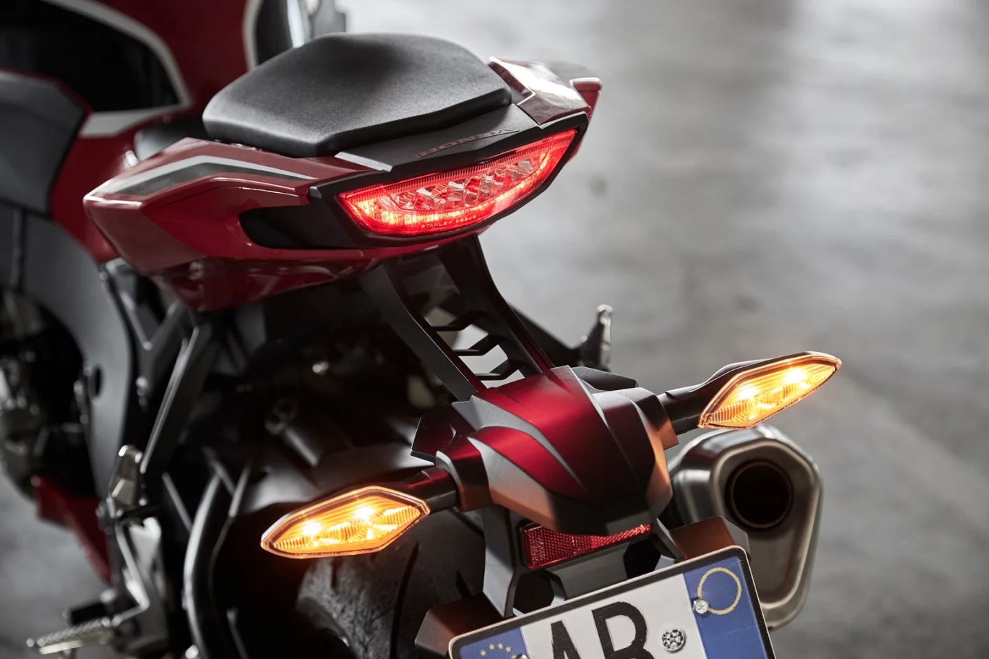 2017 Honda CBR1000RR: tidy rear end will get tidier with the use of a tail tidy