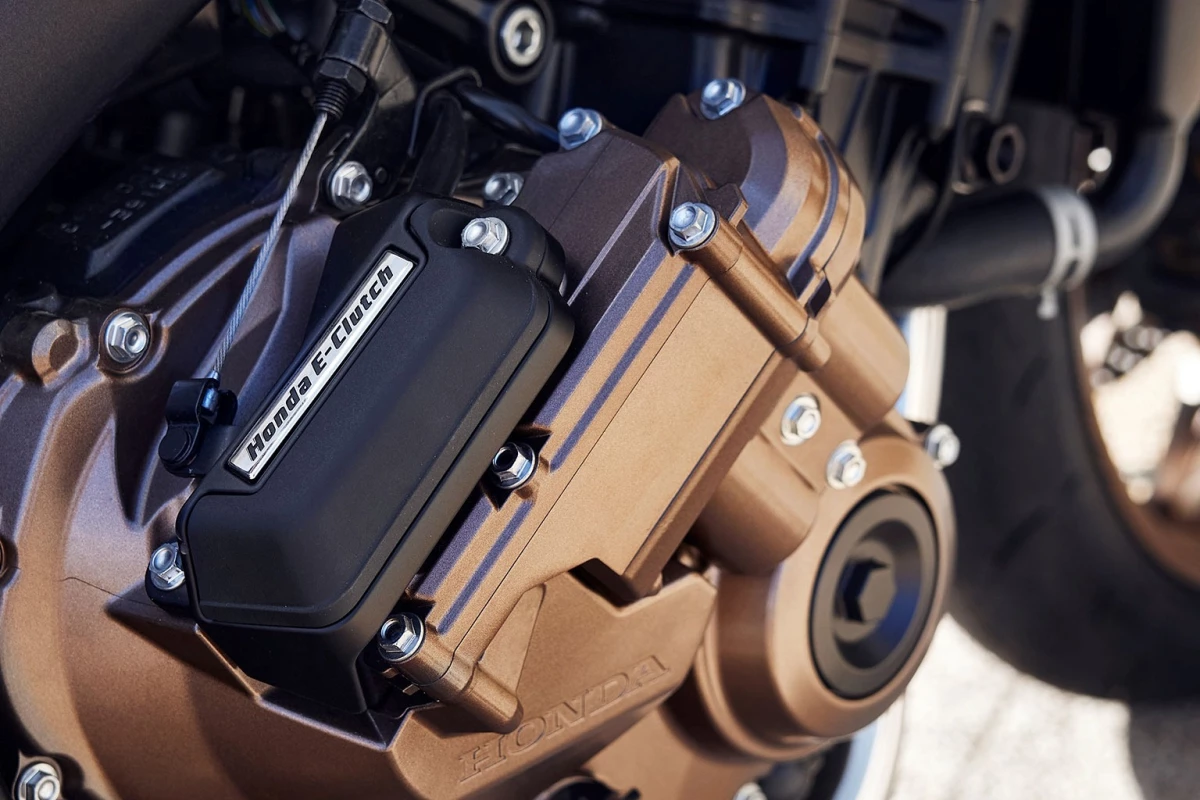 Honda’s e-clutch tech is a nifty piece of tech that was first introduced by Honda in 2023