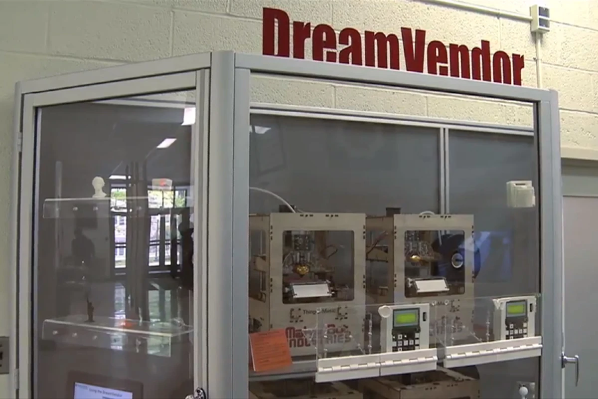 The DreamVendor 3D printing vending machine in Virginia Tech's College of Engineering