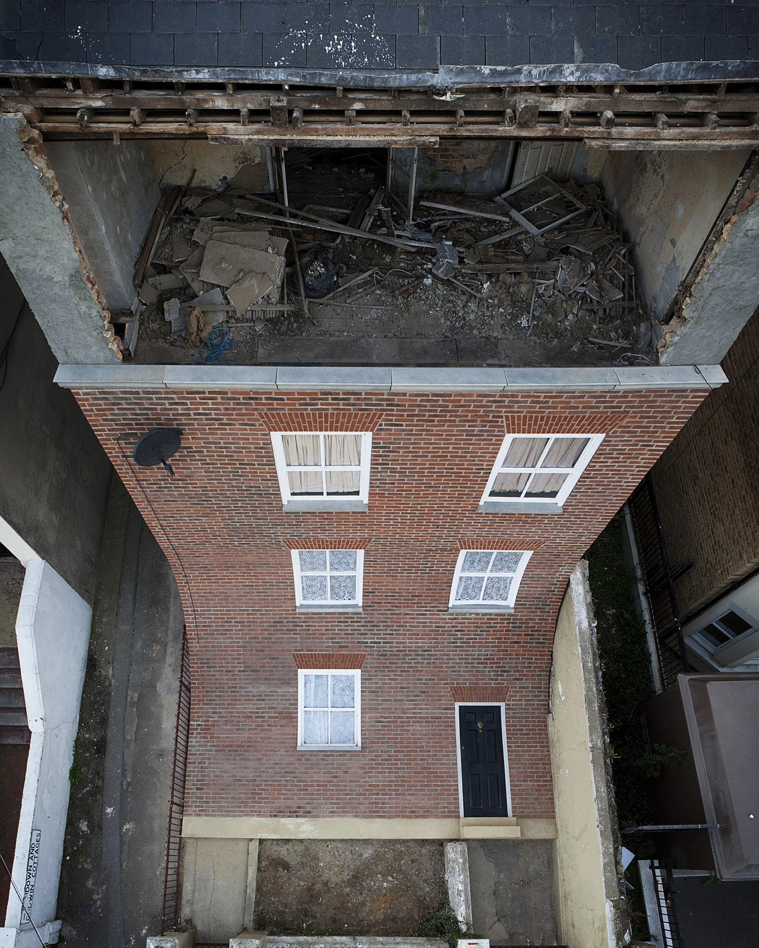 The work is titled From the knees of my nose to the belly of my toes (Photo: Alex Chinneck)