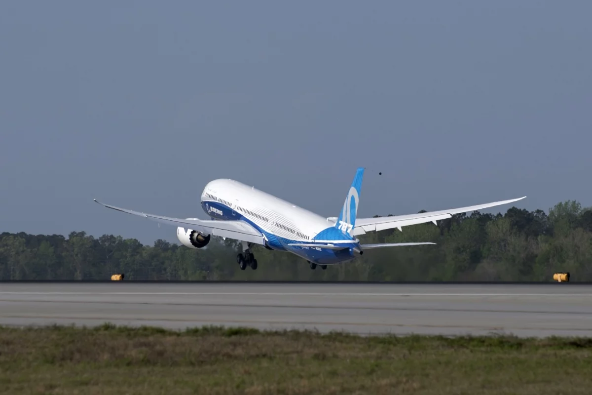 Boeing's 787-10 Dreamliner has taken to the skies for its maiden flight