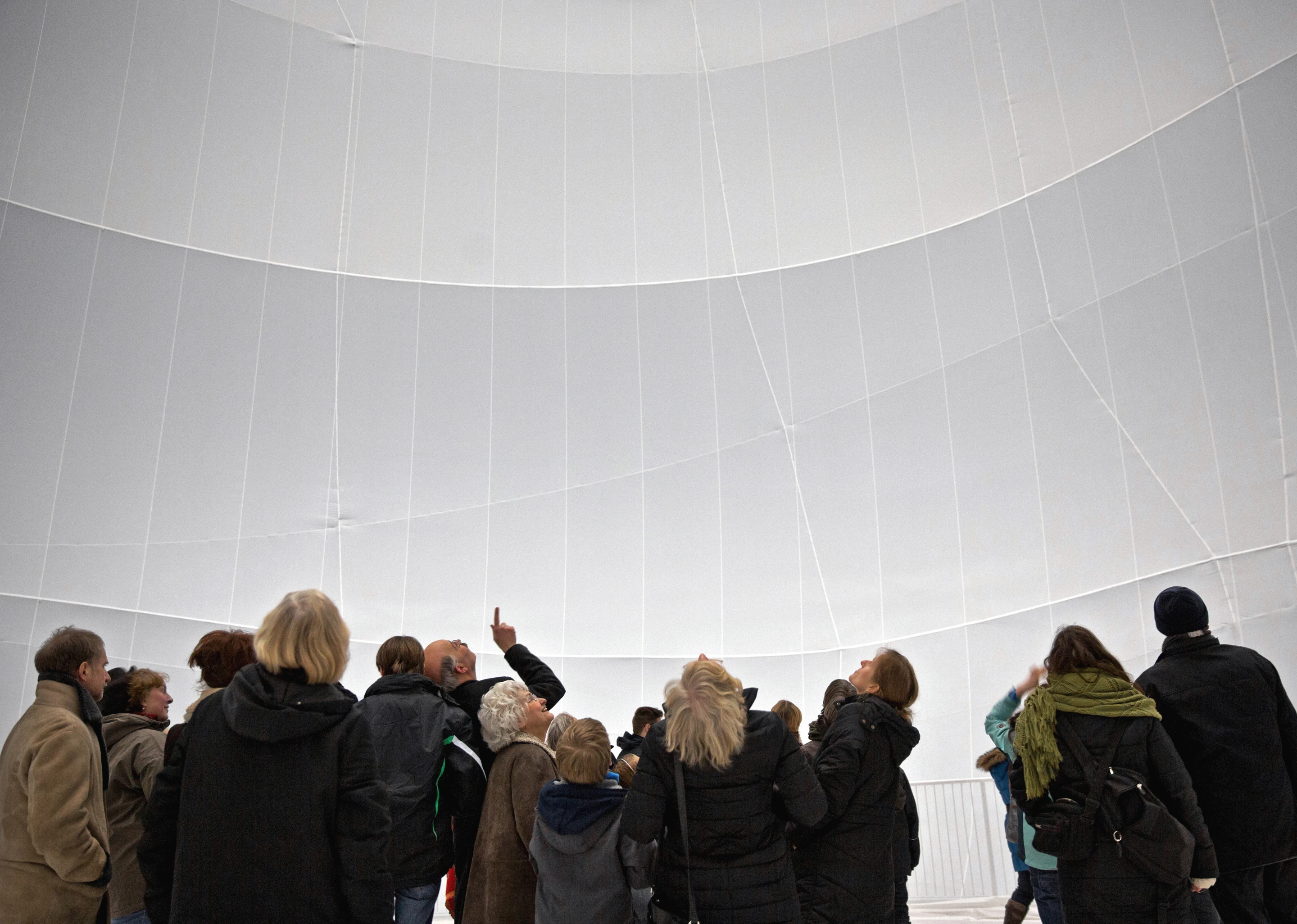Visitors to the interior of Big Air Package must pass through an airlock (Photo: Wolfgang Volz)