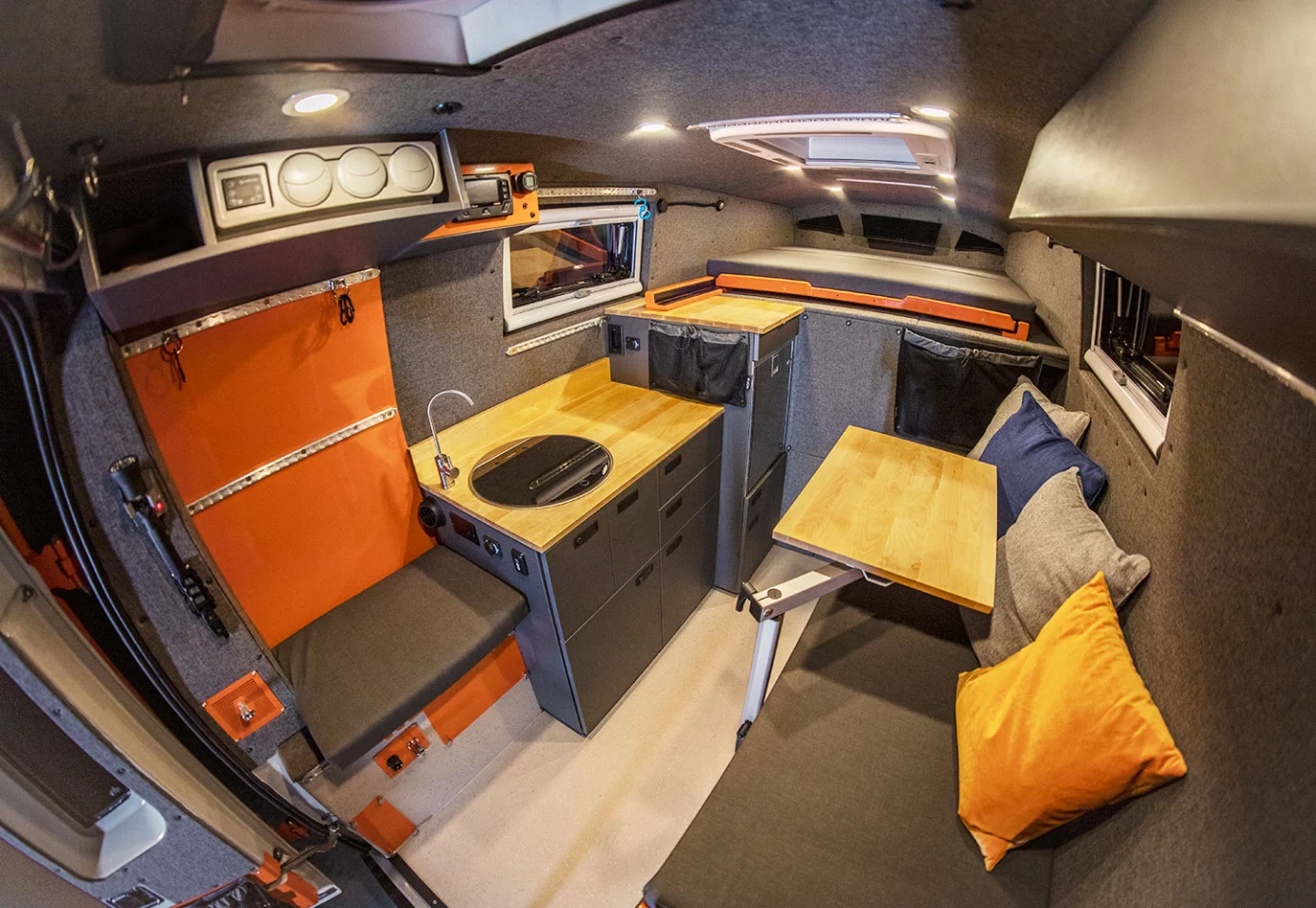 A look at the full Loki Icarus 8 interior