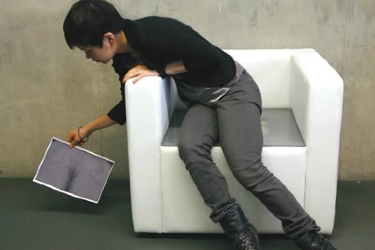 The iBum chair