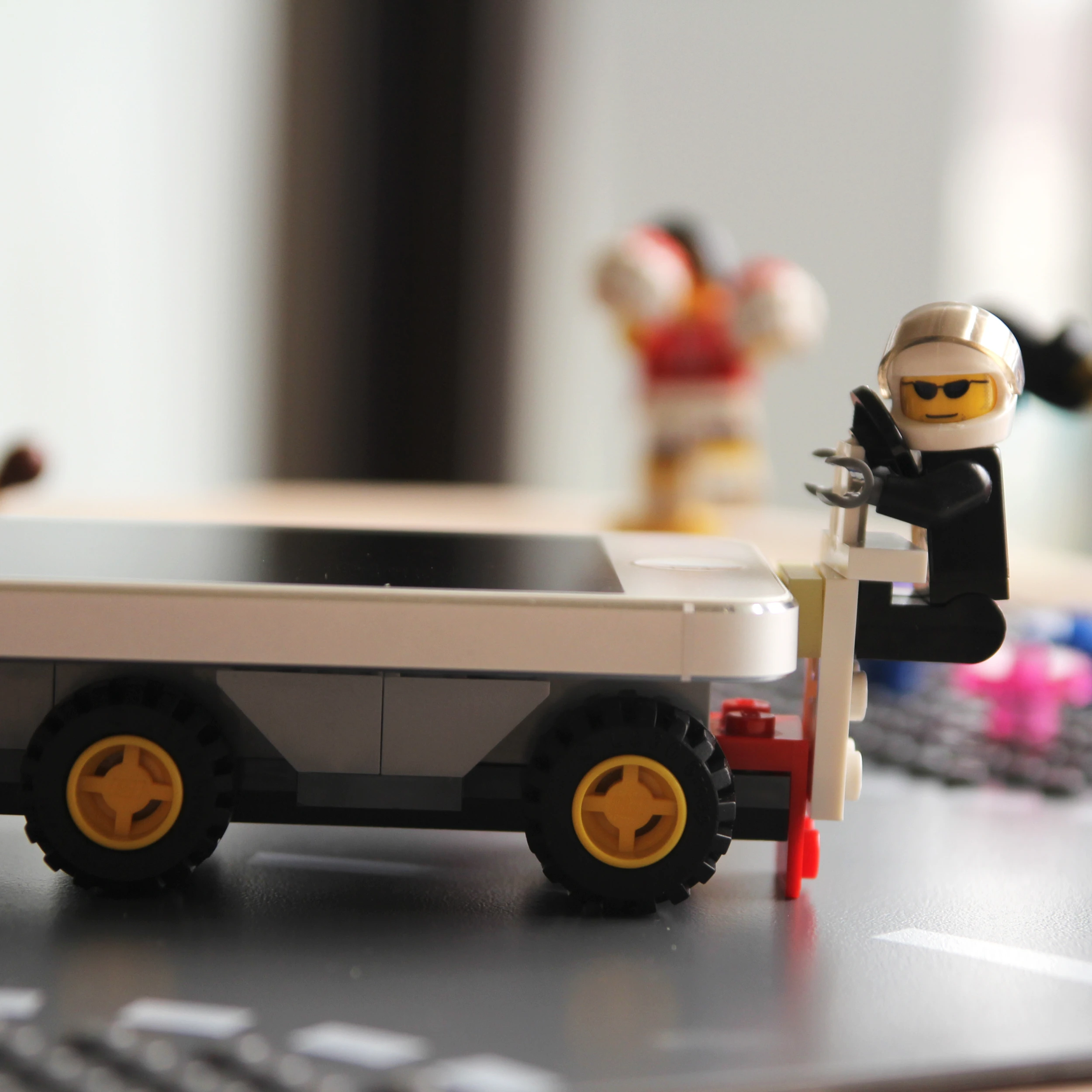 KB's Brick Lightning Cap which will connect Lightning iPhones and iPads to standard Lego bricks