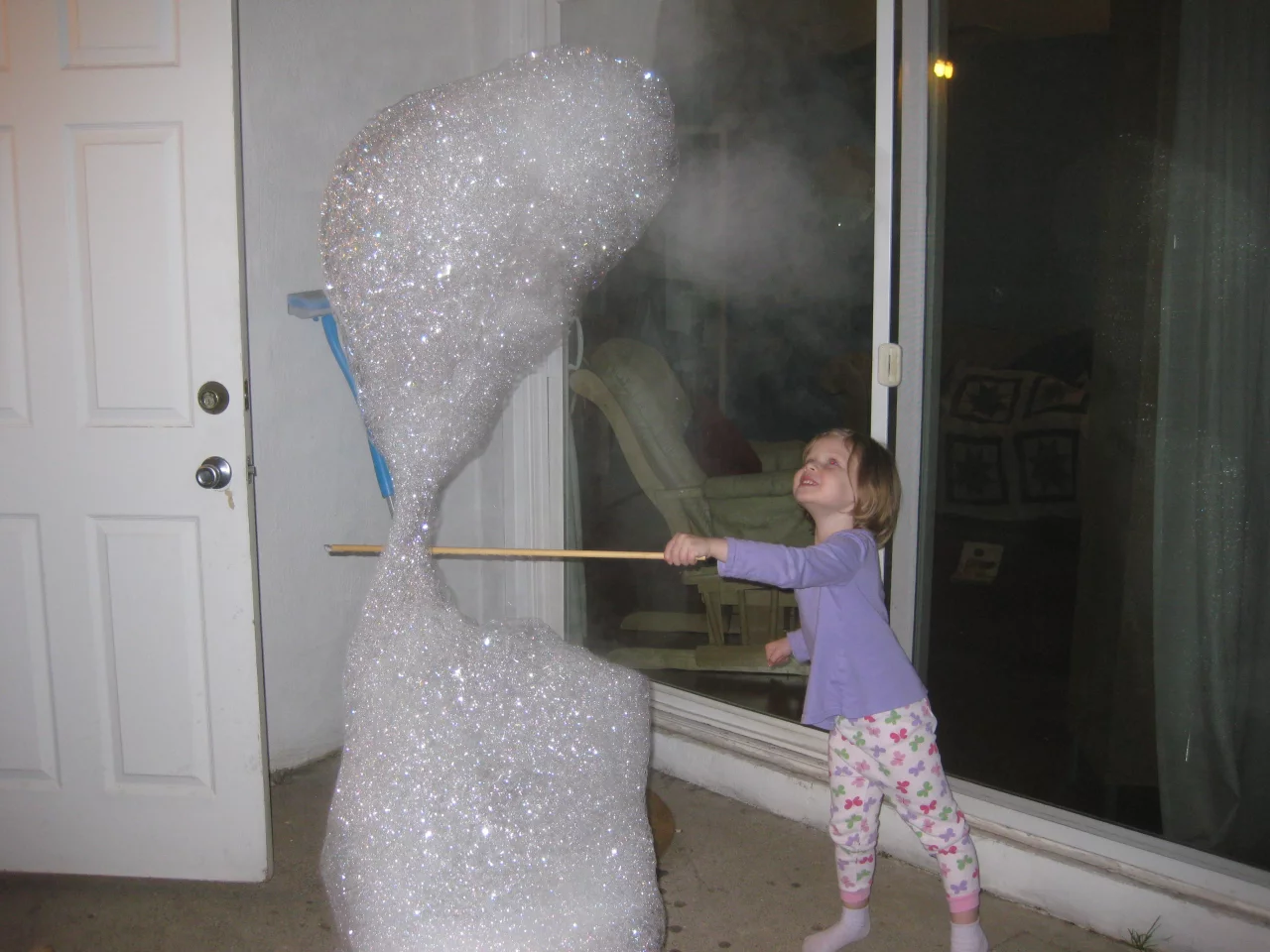 After several failed attempts, success at creating floating hot air soap bubbles