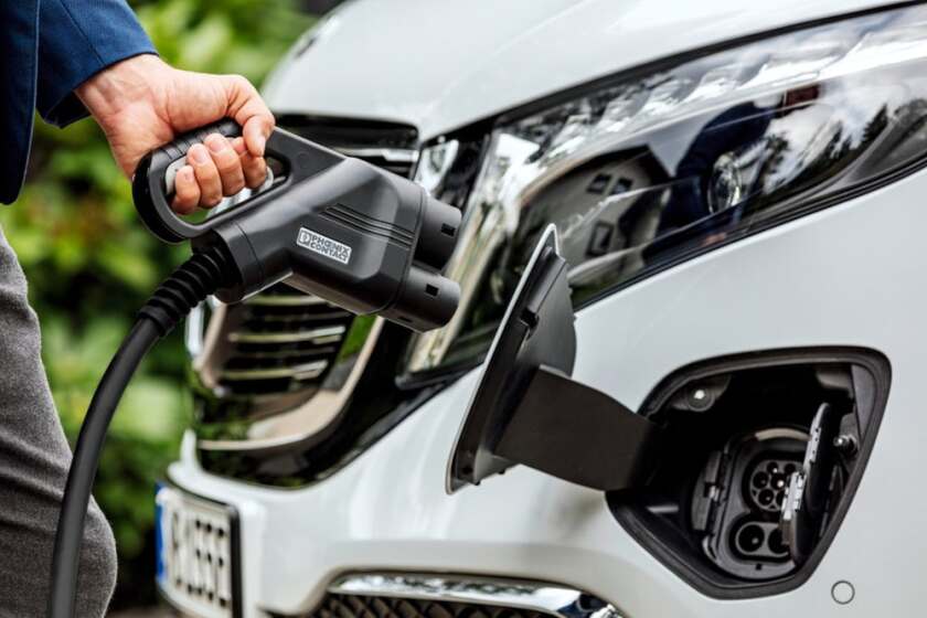 Charging up the Mercedes EQV