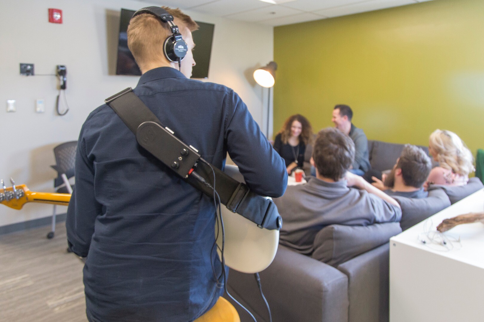 BackBeat wearable subwoofer lets bass players feel the noise