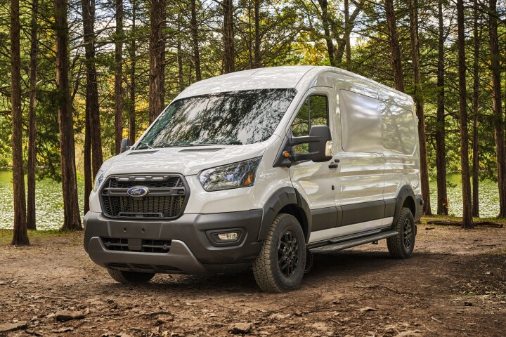Up front, the Transit Trail has a new grille, rugged bumper and black HID headlights
