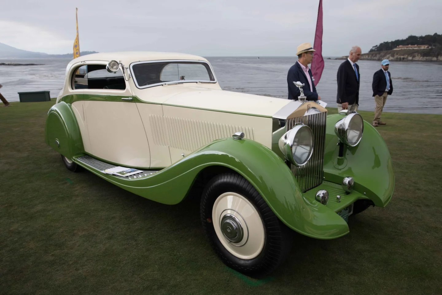 The winner of the Lucius Beebe Trophy and first in Class F1 (Motor Cars of the Raj—RollsRoyce & Bentley) was this 1935 Rolls-Royce Phantom II Continental Gurney Nutting Streamline Coupé, owned by Amir & Wendy Jetha, Mumbai, India
