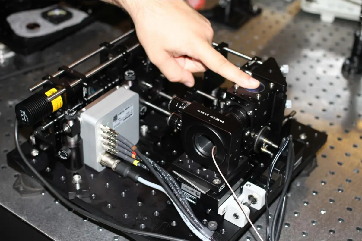 The prototype FF-OCT fingerprint scanner