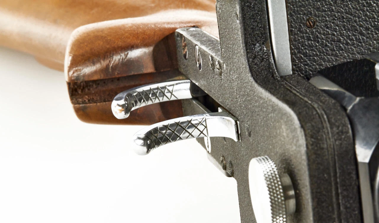 The triggers of the New York Leica Gun RIFLE Prototype