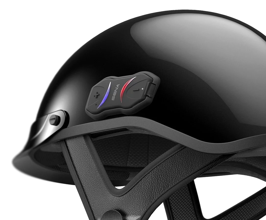 The Bluetooth module is built in to the outer shell of the Sena Cavalry motorcycle half-helmet