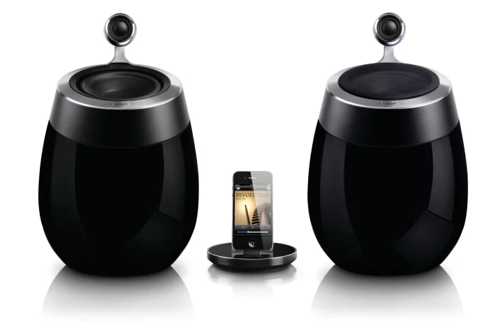 Philips has combined two of its most successful innovations into one gorgeous docking speaker system: the AirPlay-capable Philips Fidelio SoundSphere docking speakers