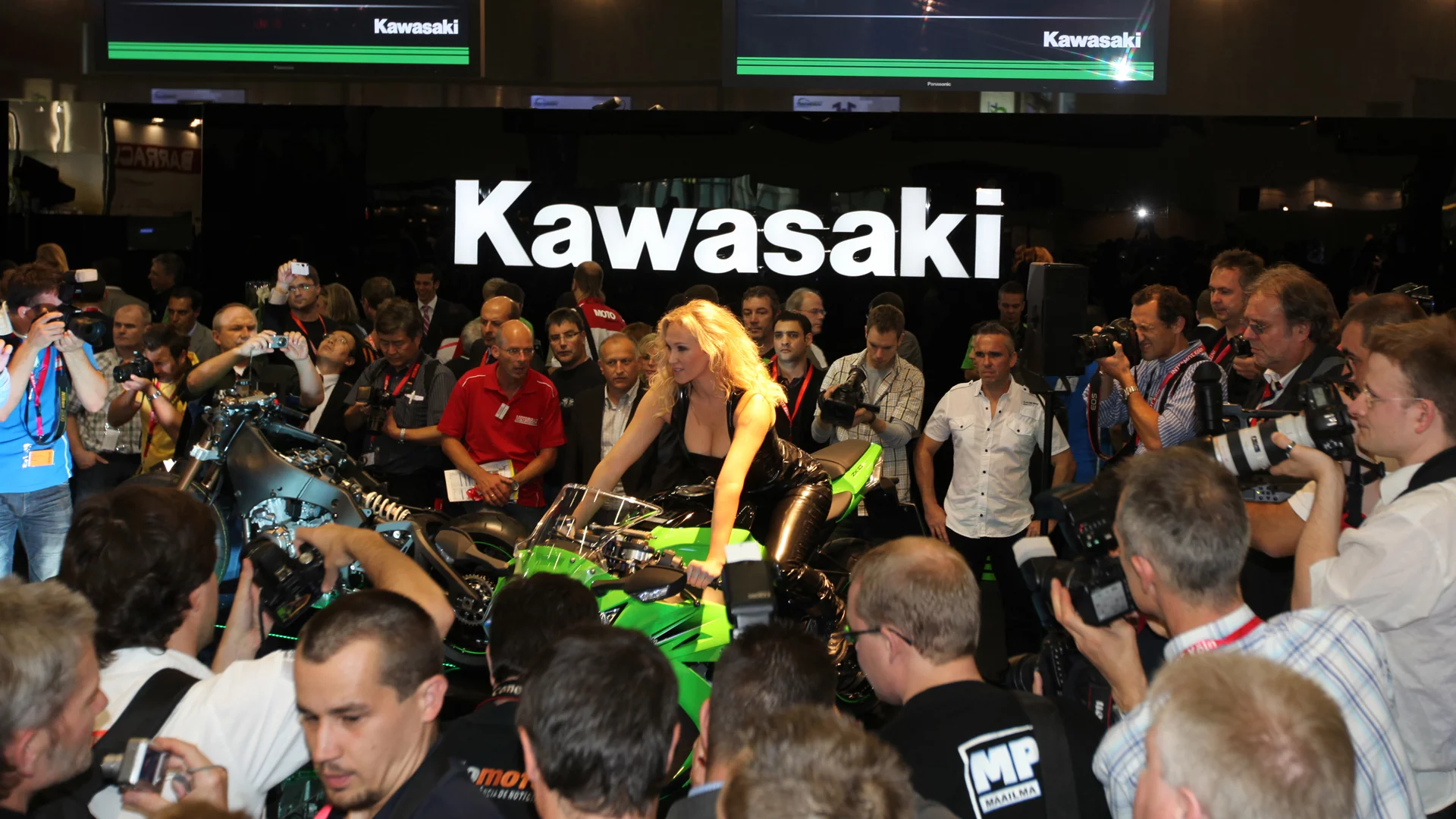 The 2011 Kawasaki Ninja ZX-10R