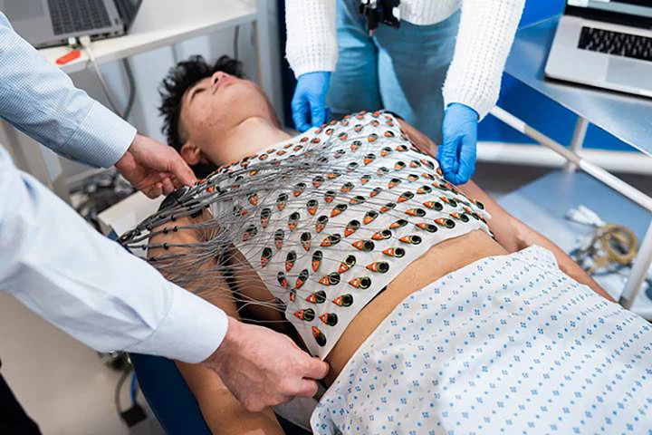 Researchers have developed an ECG vest that provides detailed images of the heart's electrical activity