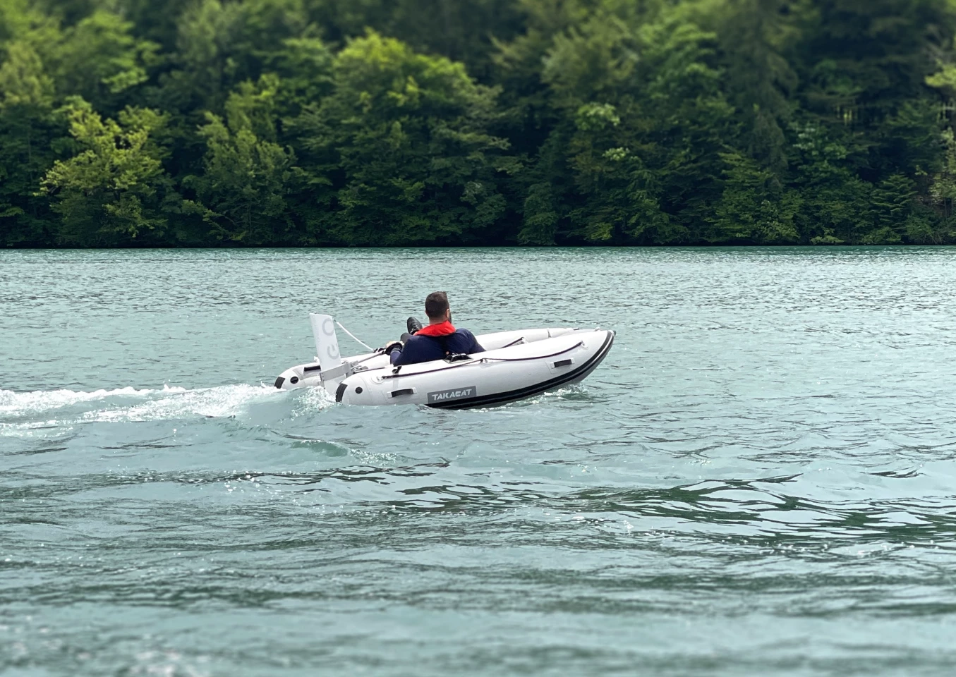Enjoying the all-new RemigoOne Neo electric outboard on the water