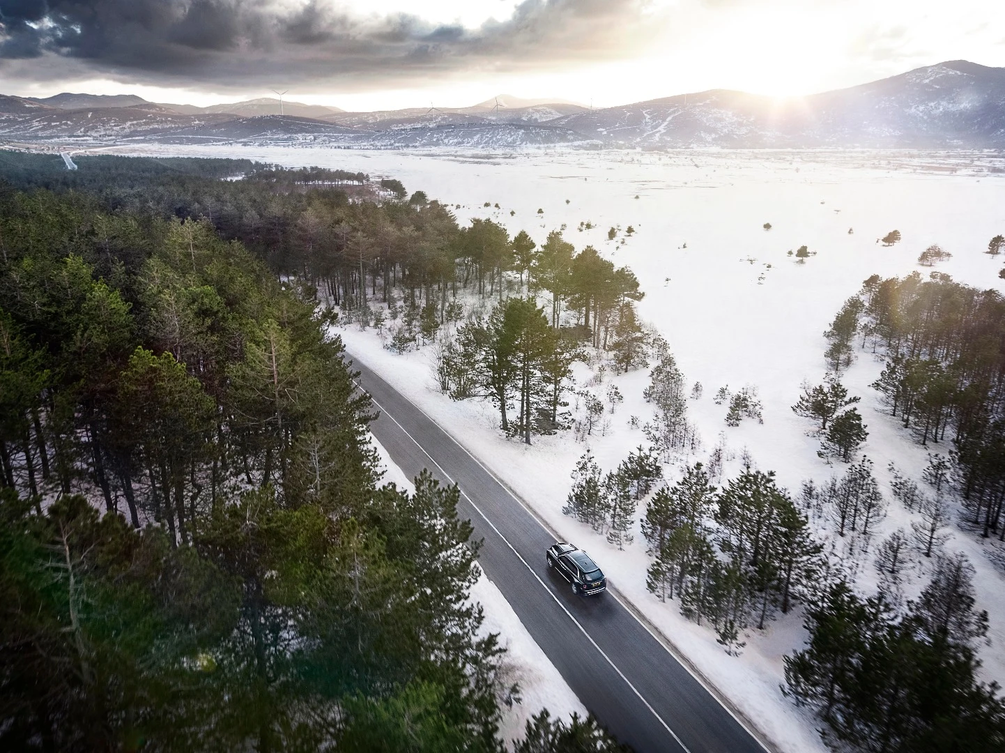 A variety of drive modes help Cullinan drivers react to different conditions