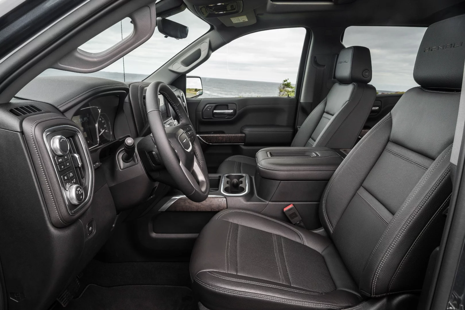 On the inside, roominess in the new 2019 Sierra Denali improves, as do ergonomics