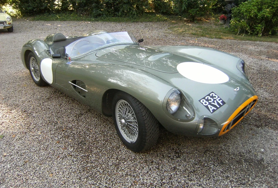 DBR1 replica by Evanta Motor Co.