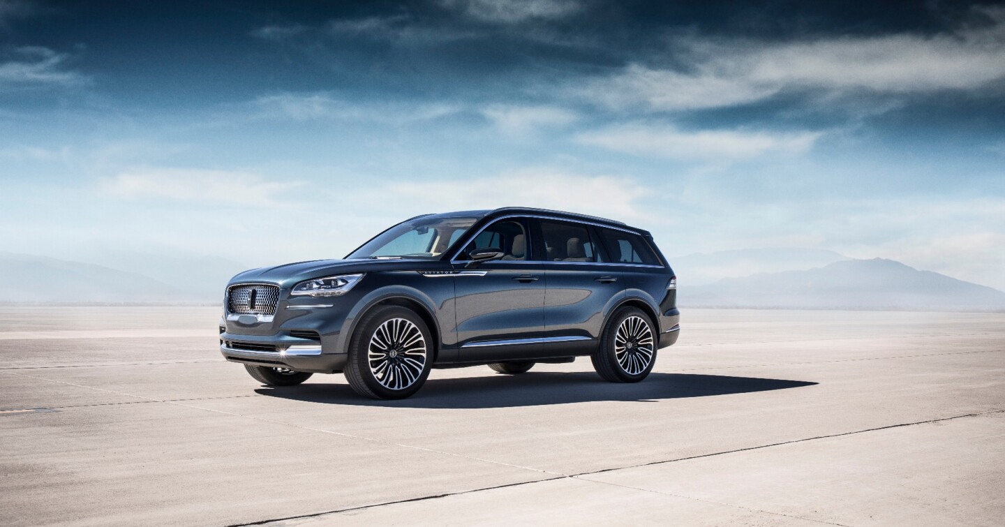 Lincoln previews the Aviator