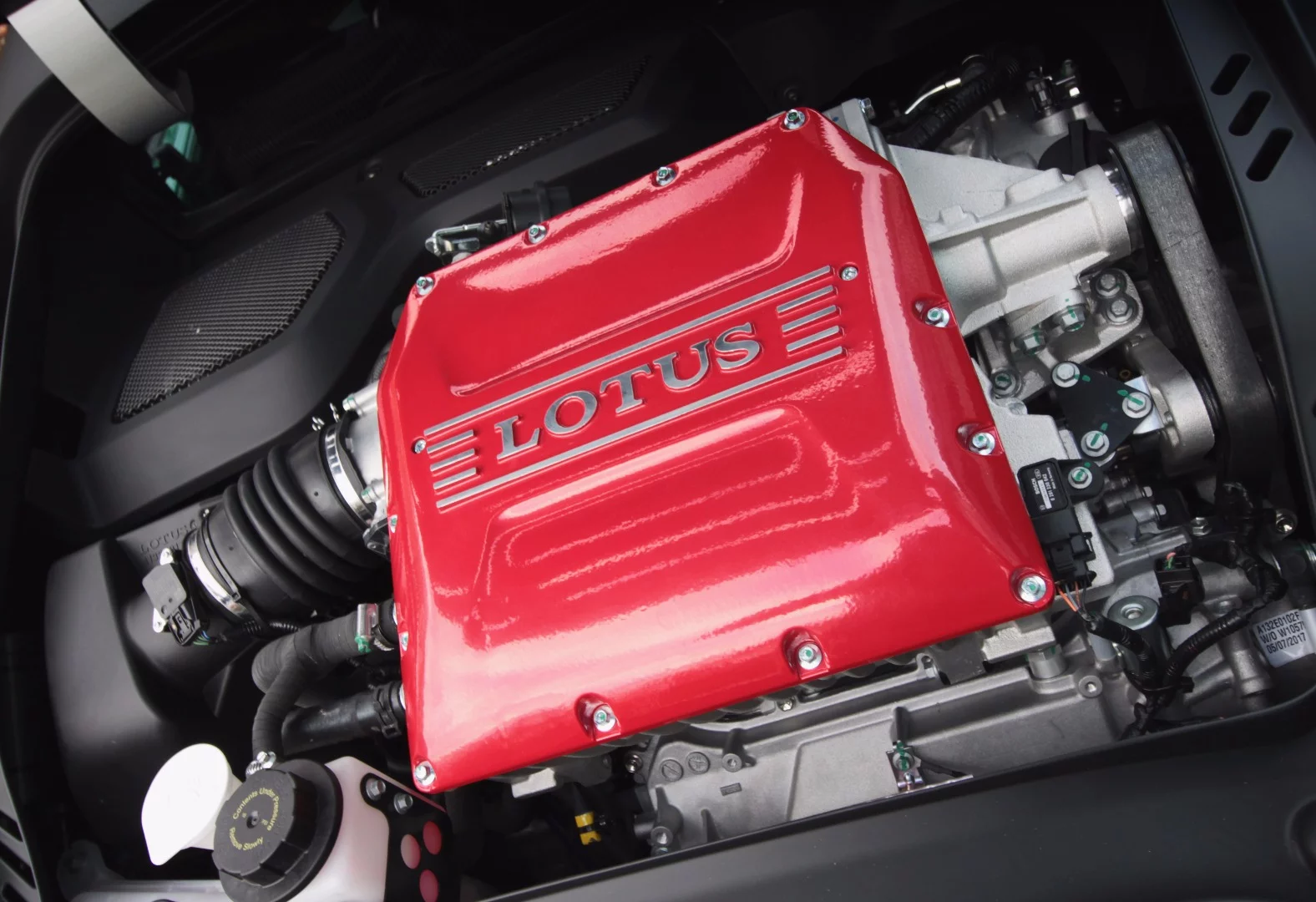 Full power is developed at 7,000 rpm and maximum torque of 325 lb.ft (440 Nm) is available at 4,000 rpm