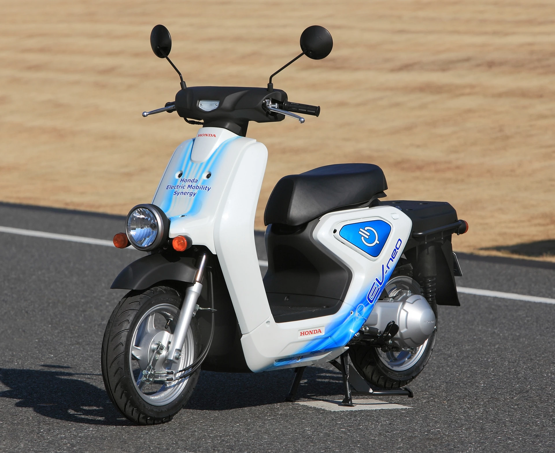 Honda's EV-neo electric scooter