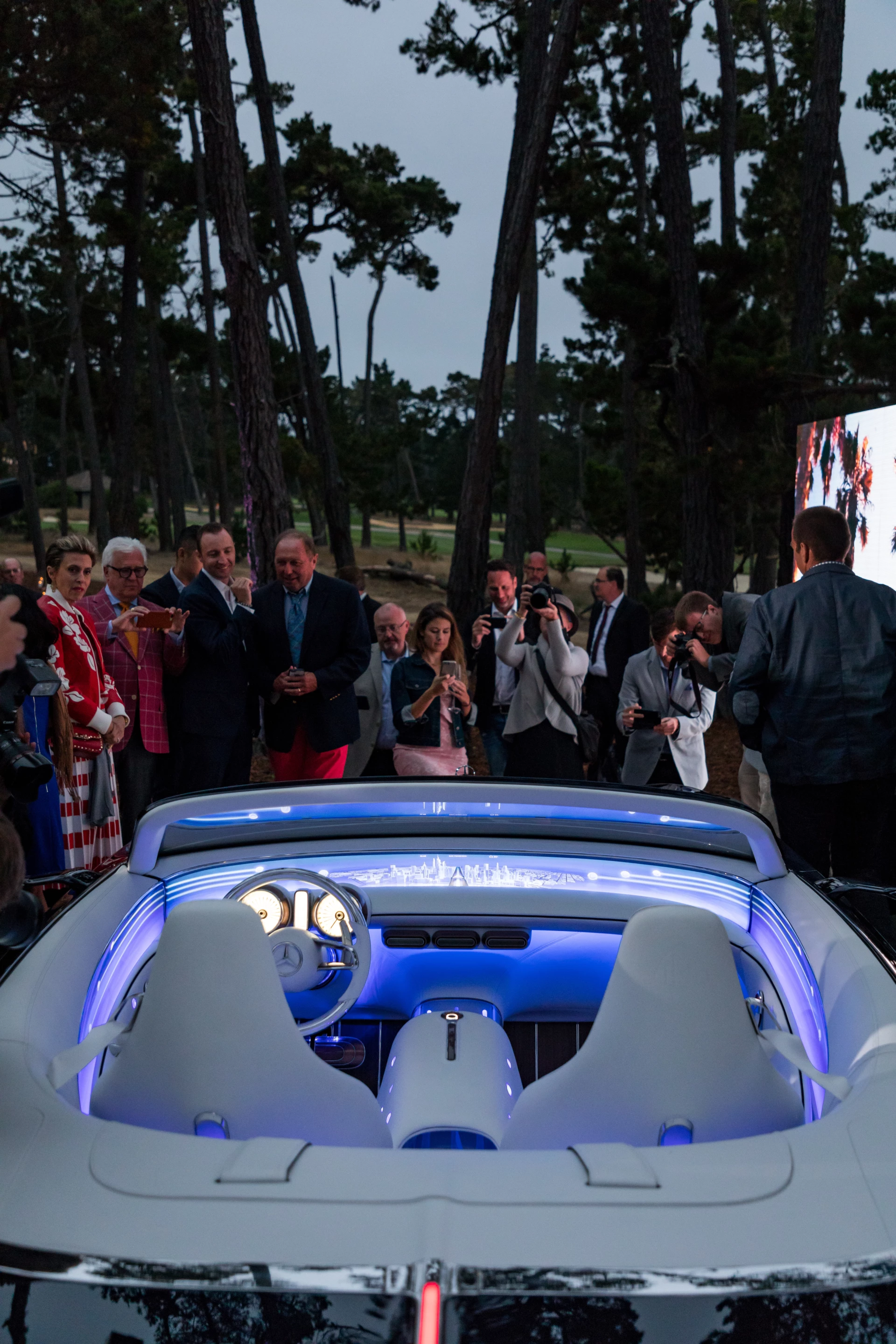 The Vision Mercedes-Maybach 6 Cabriolet is presented in Monterey
