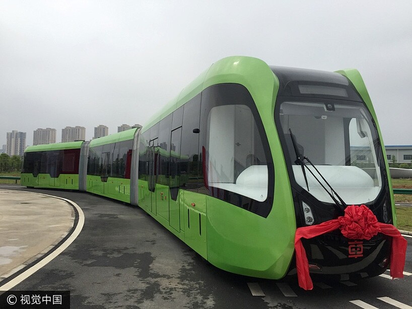 Railless Train Debuts In China