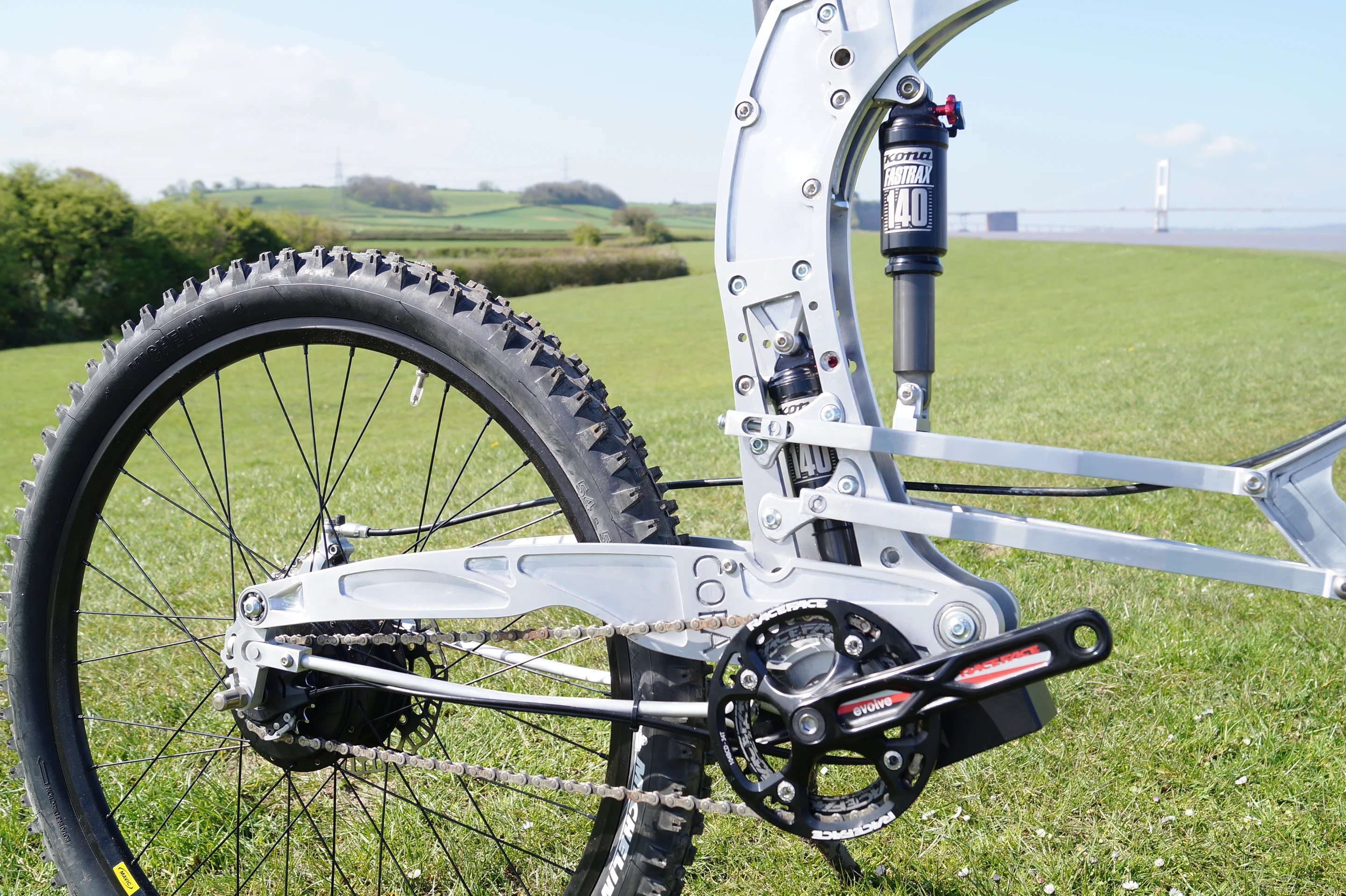 The rear suspension layout allows for the use of a Nuvinci N360 continuously-variable hub transmission