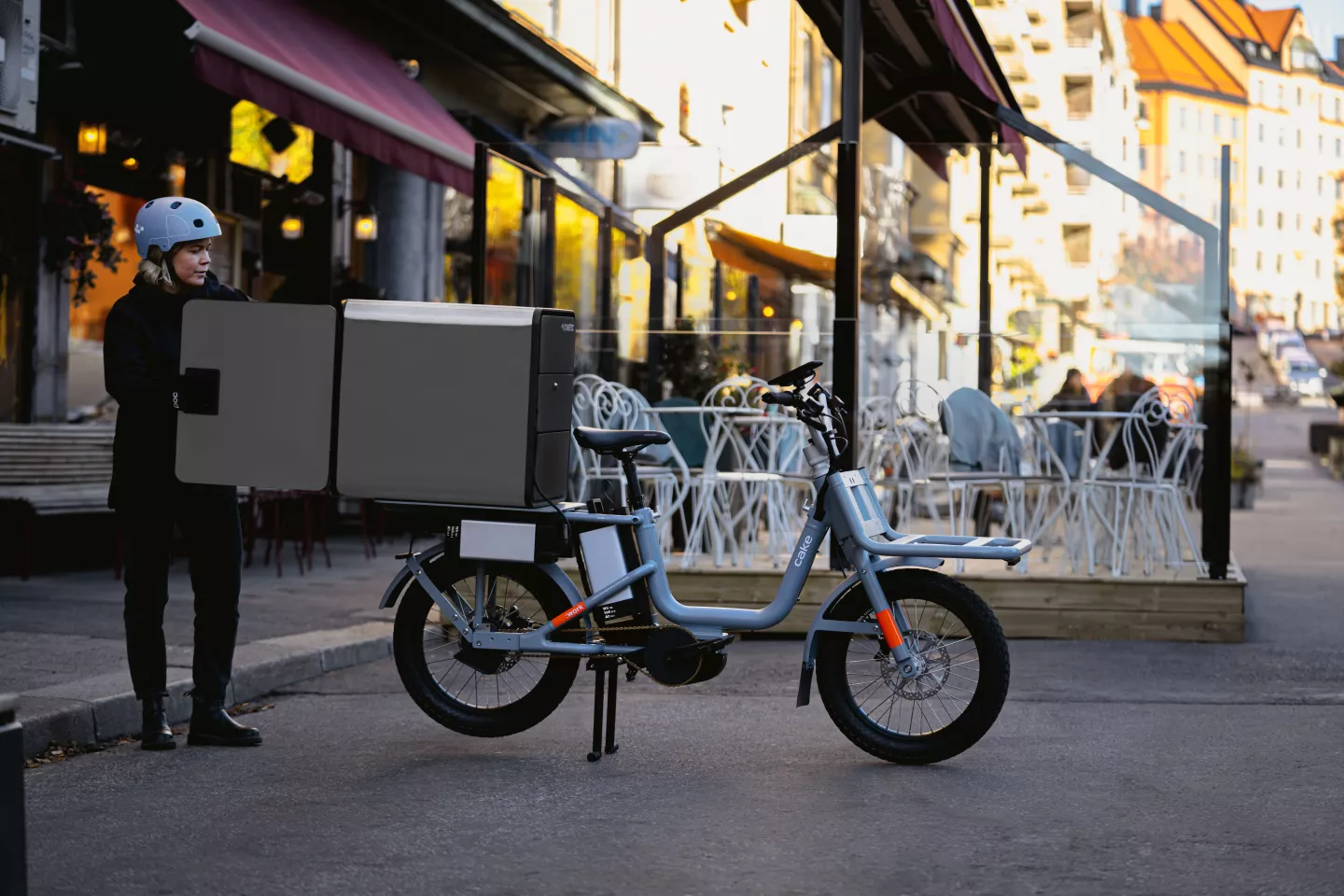 The Cake Åik utility ebike's batteries can also power electric tools, smart devices or temperature-controlled food boxes