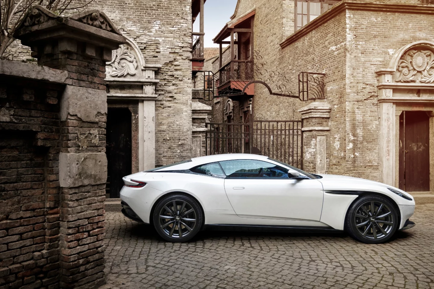 The classical, more conservative beauty of the DB11