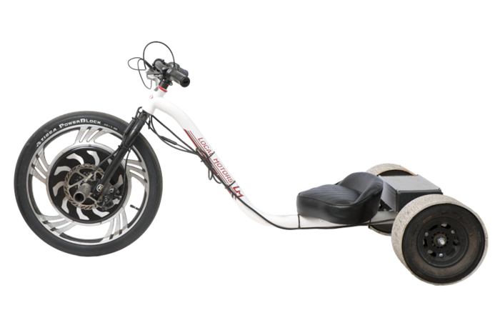 The two five-inch steel rear wheels are fitted with 10-inch karting tires and wrapped in 0.875-inch thick PVC sleeves