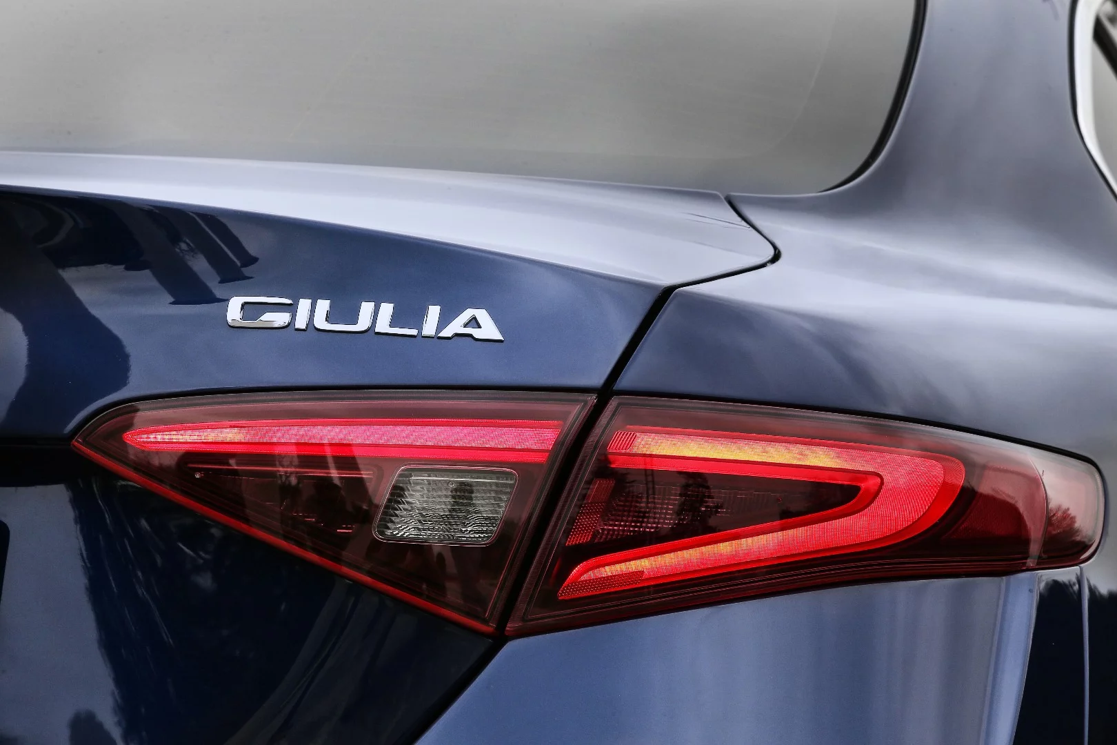We think the details on the Giulia look fantastic