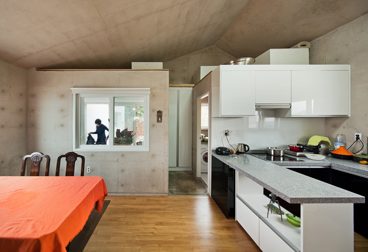 The 230 sq m (2476 sq ft) Sosoljip will be shared by Dr. Jung and her parents (Photo: Kyungsub Shin)