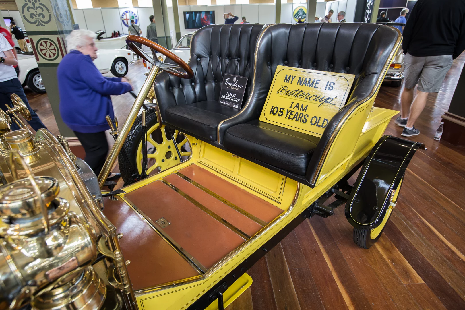 A 1909 Renault AX on show at Motorclassica 2014 (Photo: Nick Lavars/Gizmag)